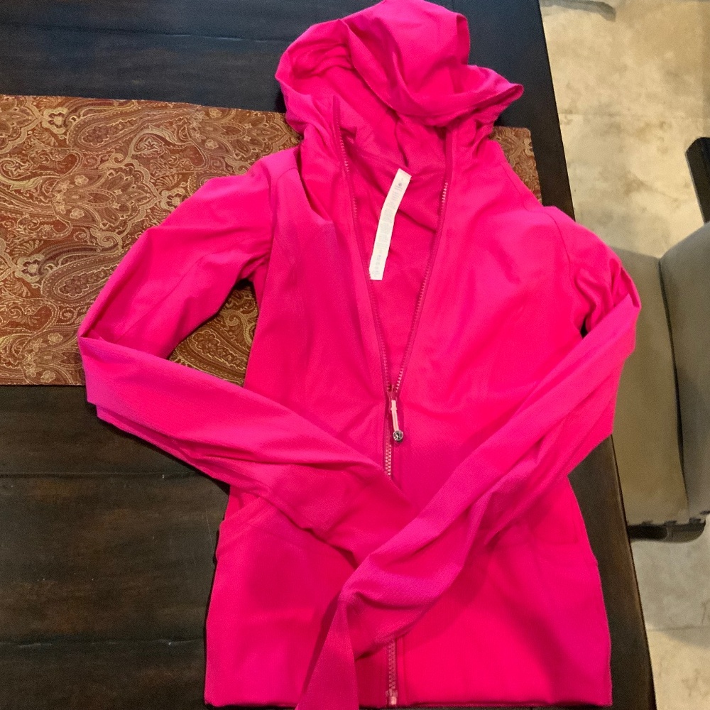 LULULEMON Pink in flux  reversible jacket ,SIZE 6,NWOT, MSRP$128, HTF color